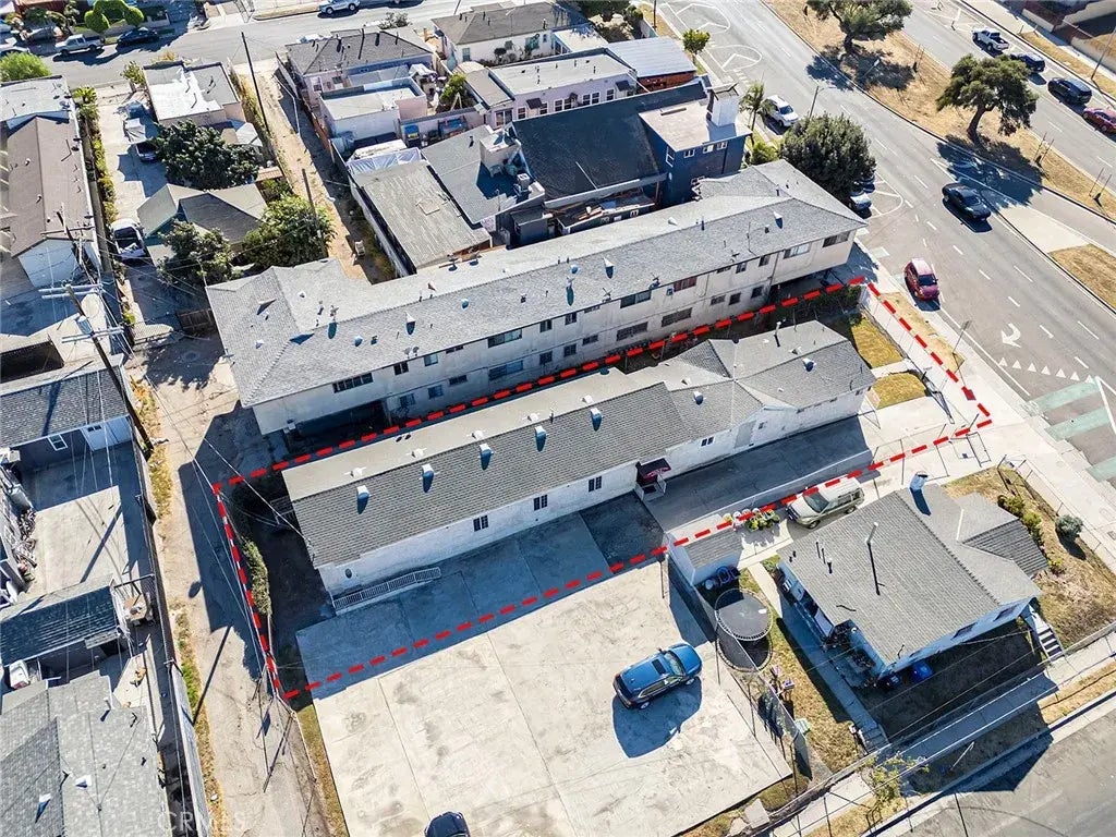 11154 S Broadway, Los Angeles