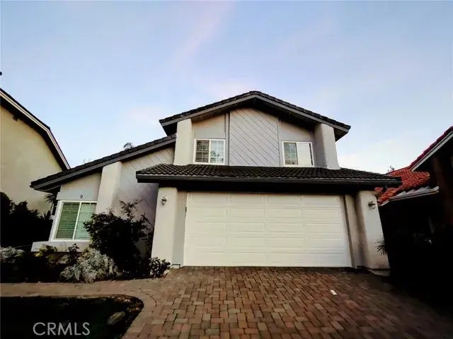 9 Campanero East, Irvine