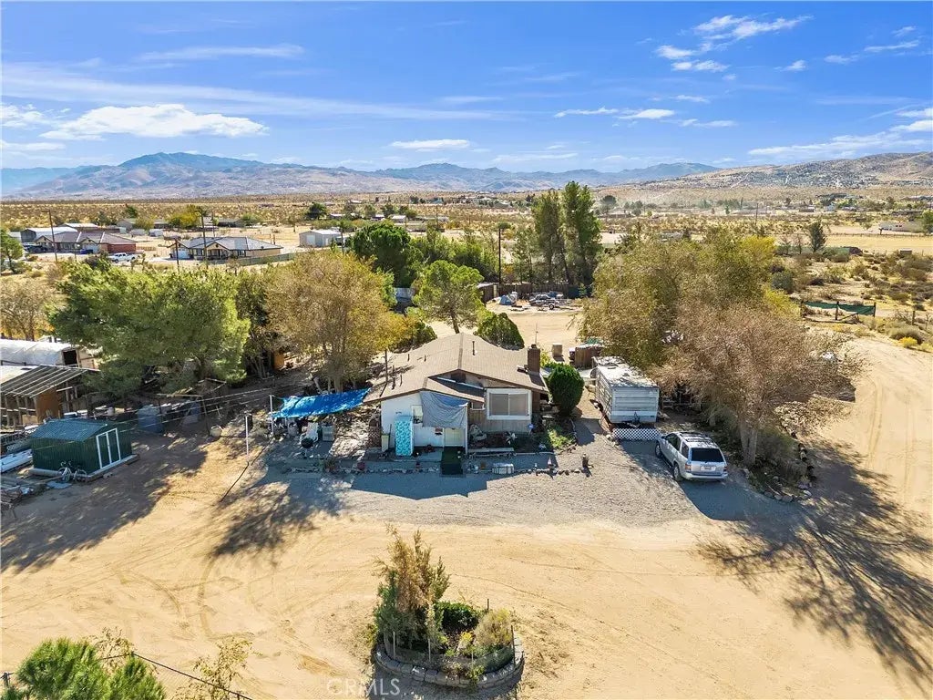 11033 Chipmunk Road, Apple Valley