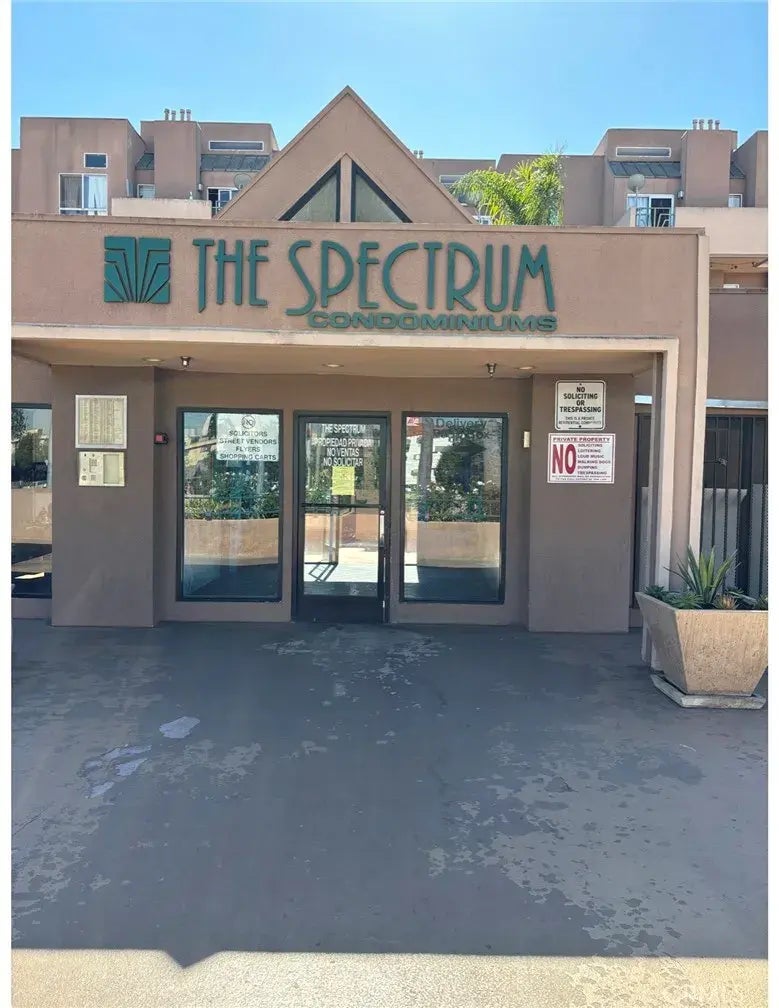 450 4th St 237, Santa Ana