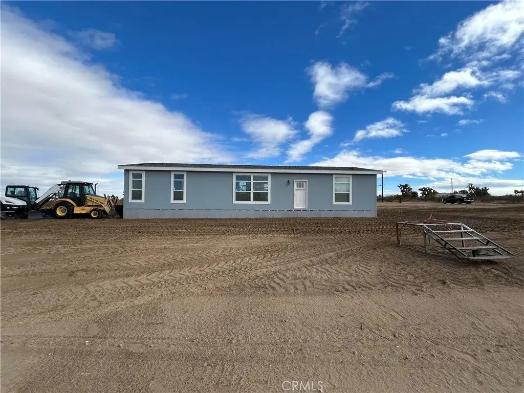 6222 Maricopa Road, Phelan