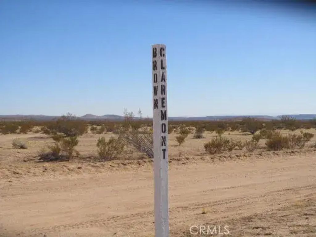 5007 Brown, California City