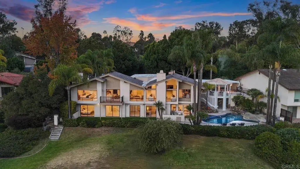 11 Lake Helix Drive, La Mesa