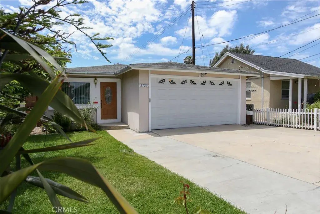 2725 Arlington Avenue, Torrance