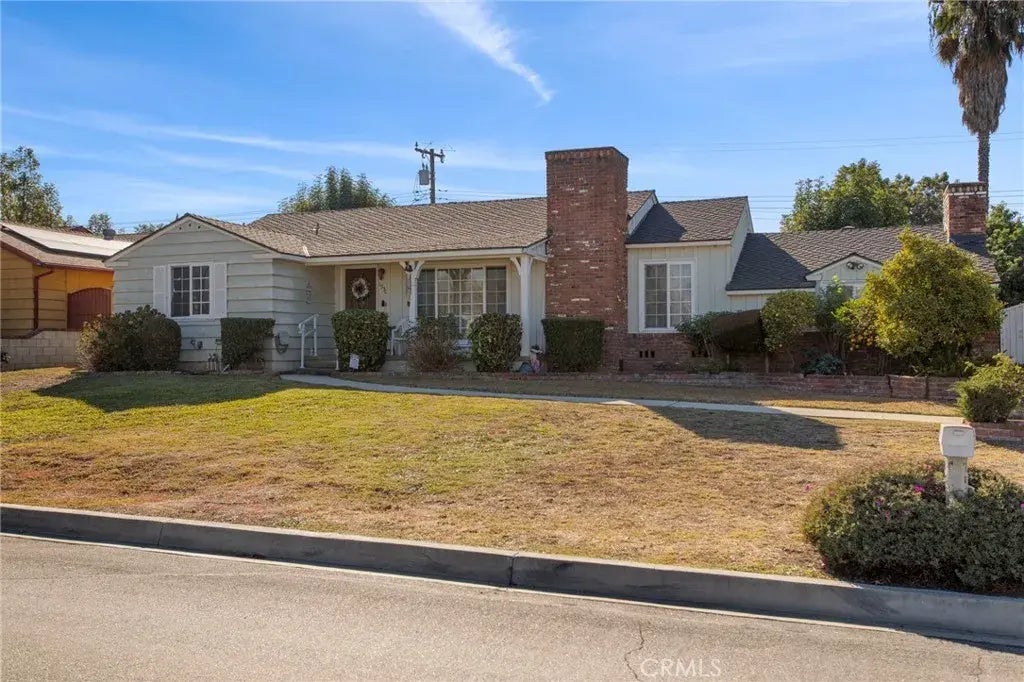 1530 E Mcwood Street, West Covina