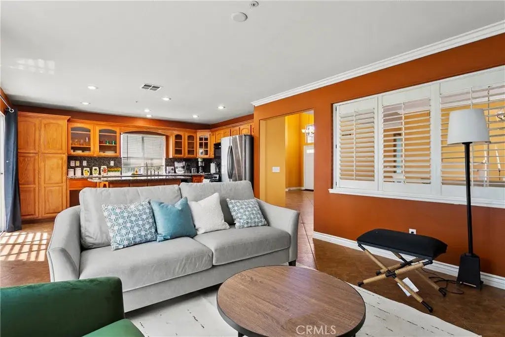 14033 Yorktown Court, Fontana