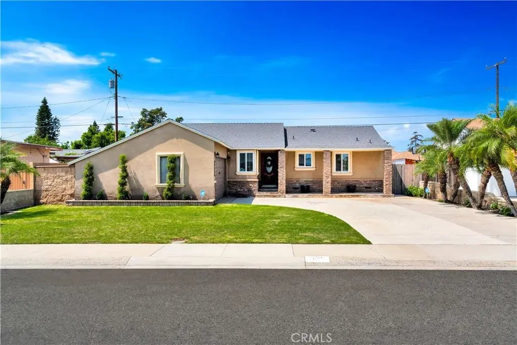 1809 E Willow Street, Anaheim