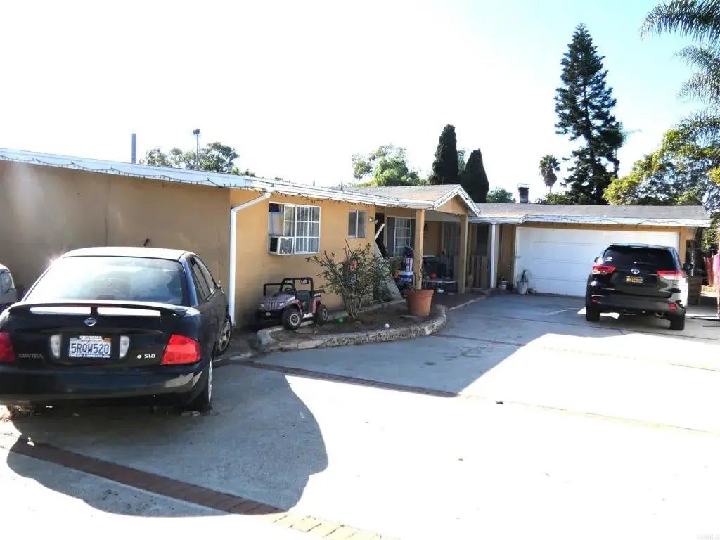 1116 Golden Road, Encinitas