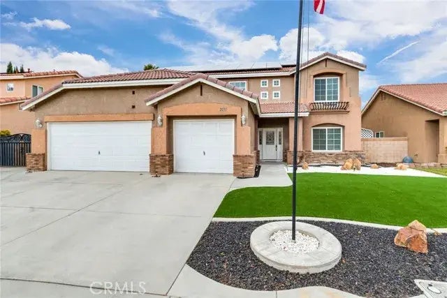 2835 Caruso Lane, Lancaster