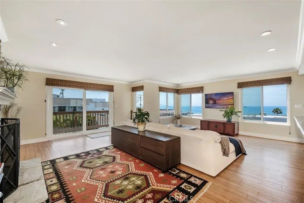 125 38th Street, Manhattan Beach