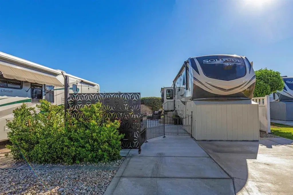 69411 Ramon Rd #897, Cathedral City