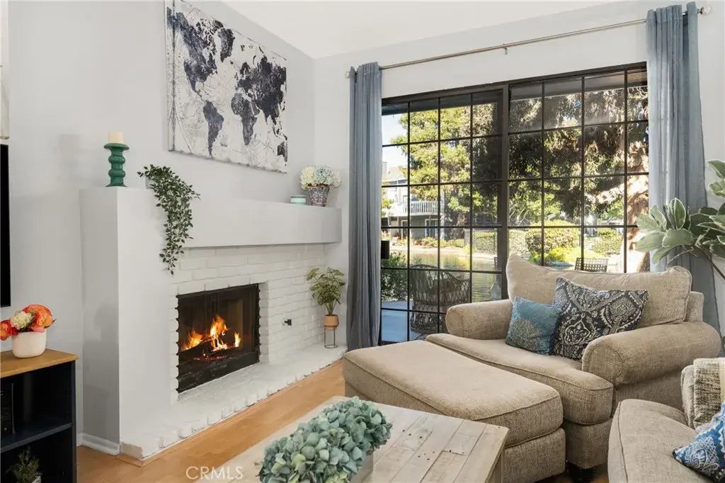 20122 Bayfront Lane 102, Huntington Beach