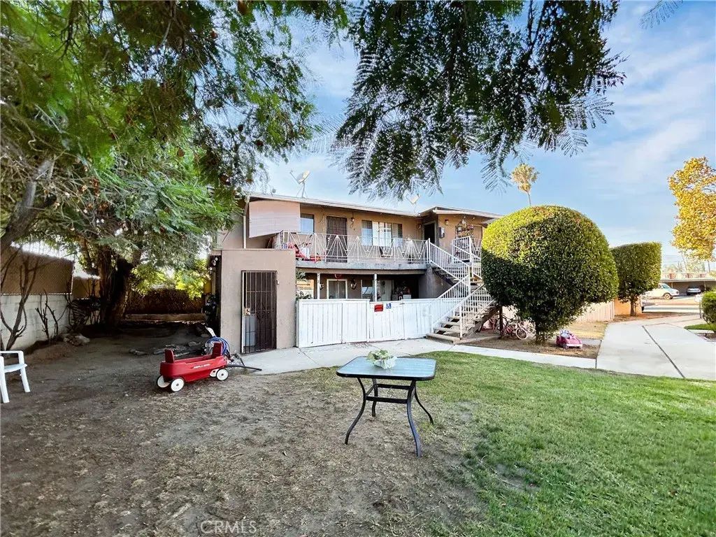 554 E Hurst Street, Covina