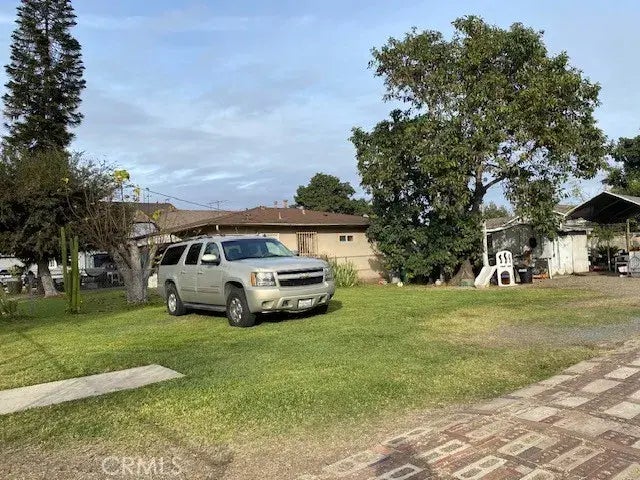 527 Fairlawn, Santa Ana