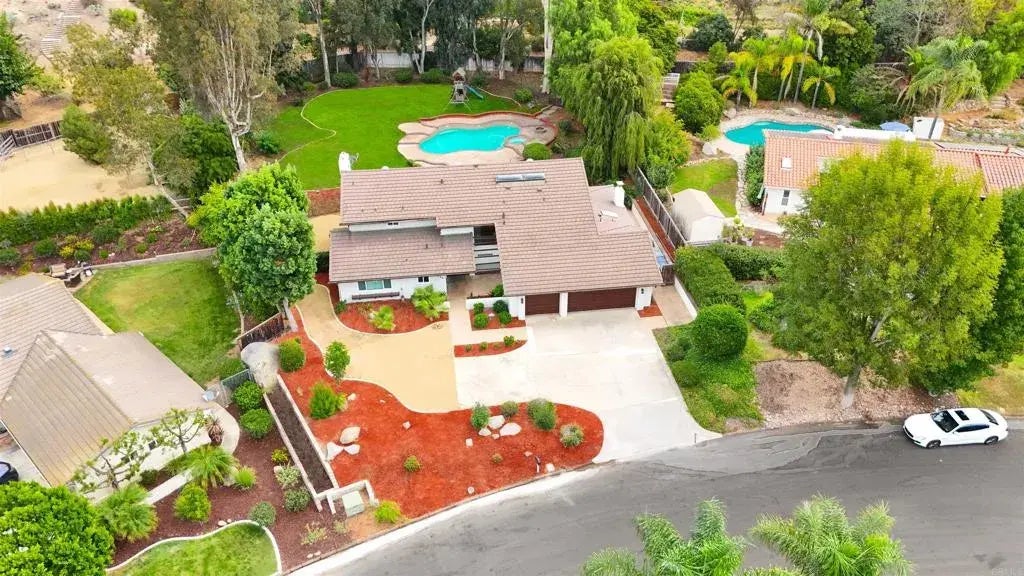 13080 Camino Del Valle, Poway