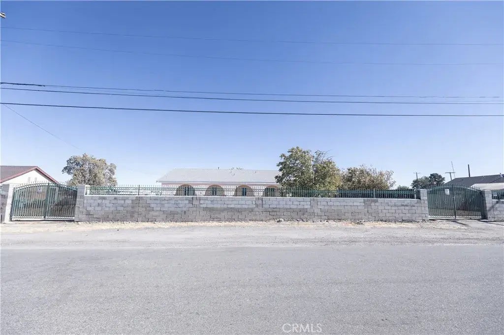 43024 7th Street East, Lancaster