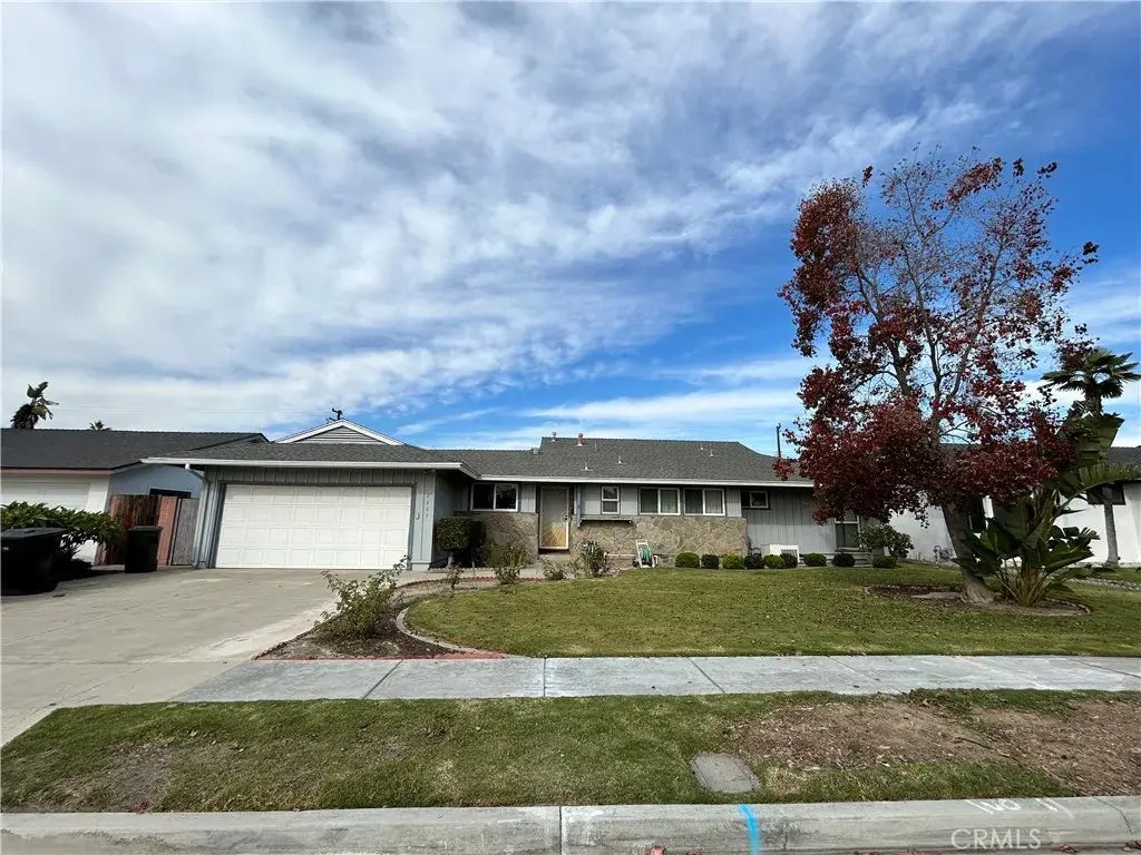 2405 E South Redwood Drive, Anaheim