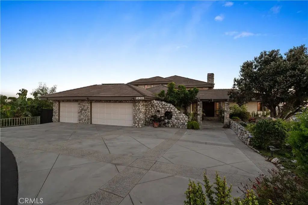 1436 La Riata Drive, La Habra Heights
