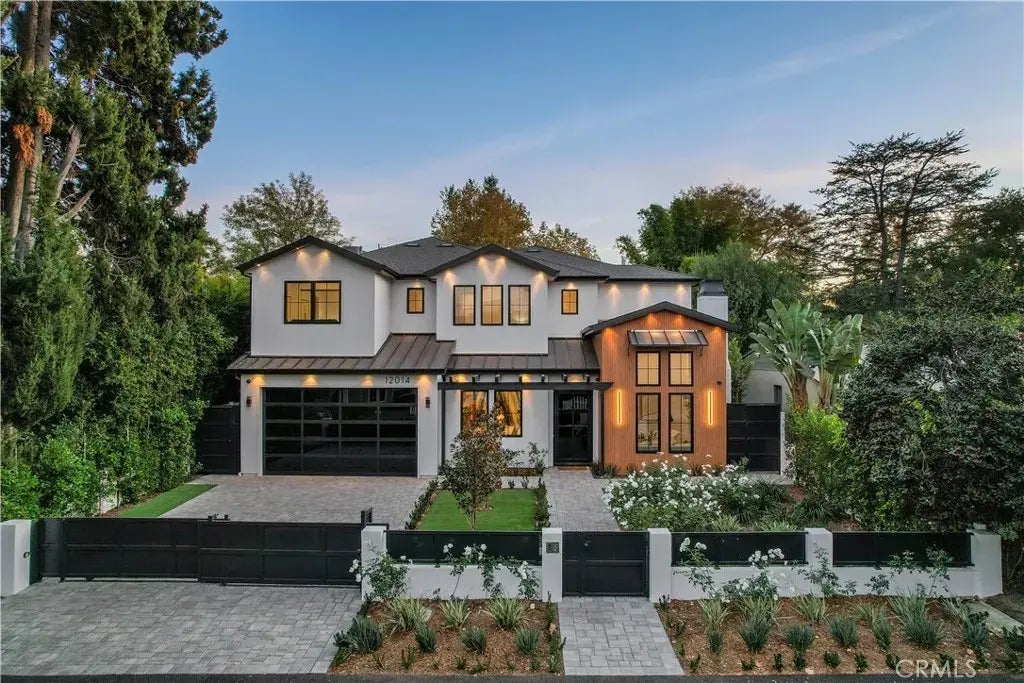 12014 Hartsook Street, Valley Village