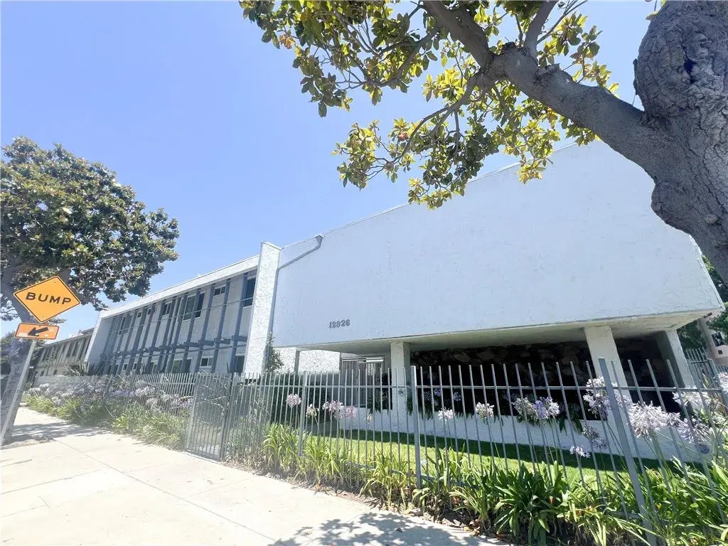 12926 Doty Avenue 5, Hawthorne