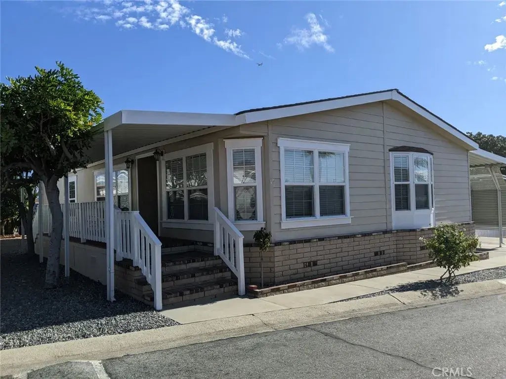 1400 W 13th 18, Upland