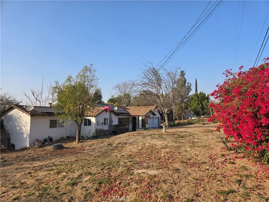 6363 Lucretia Avenue, Jurupa Valley