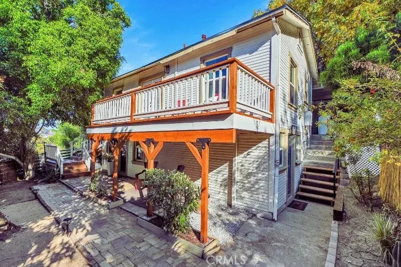 4526 Carter Drive, Los Angeles