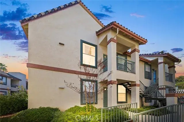 10868 Sabre Hill 270 270, 