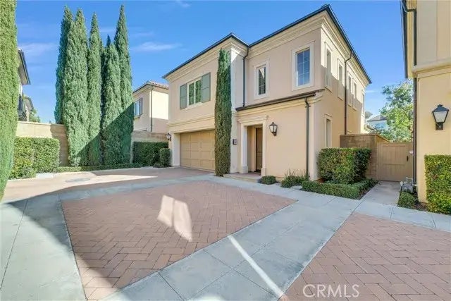 53 Cactus Flower, Irvine