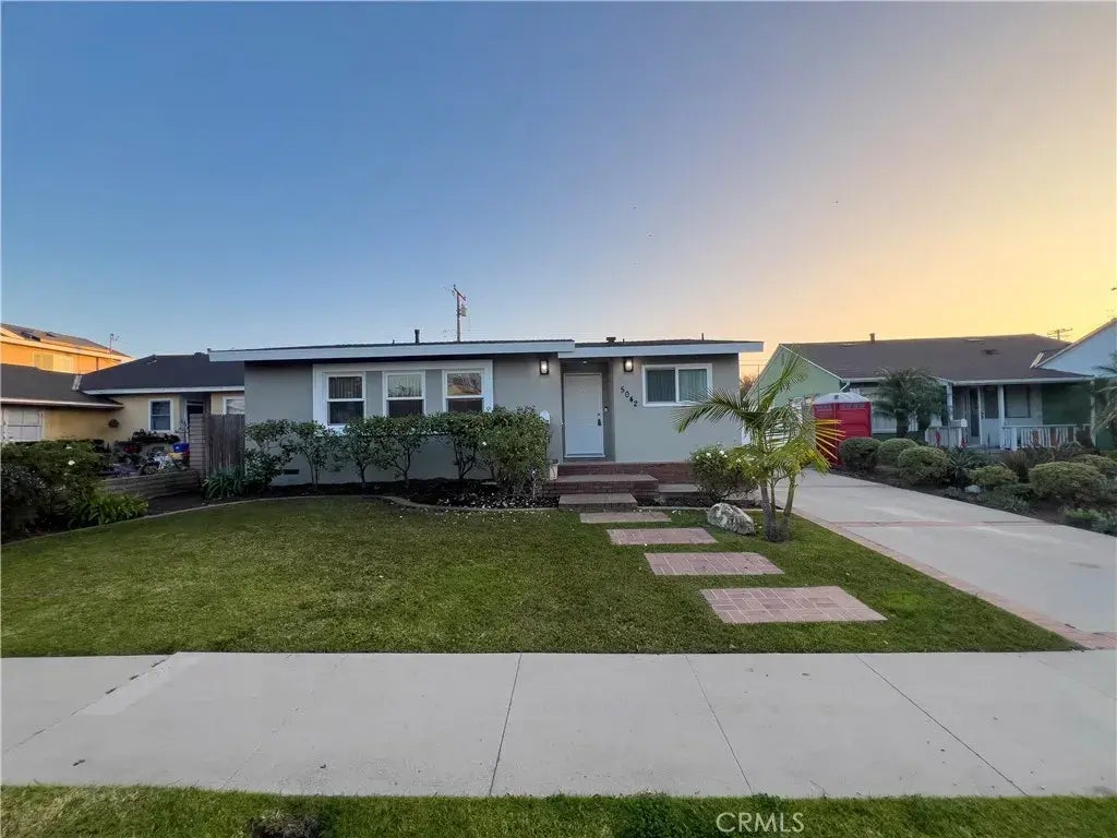 5042 Deelane Street, Torrance