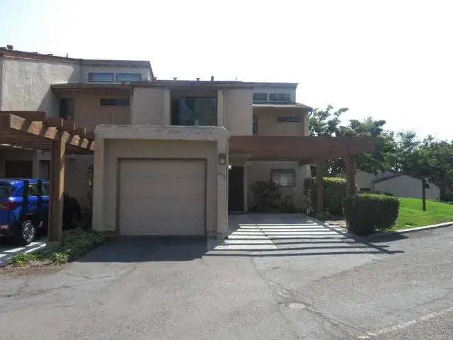 4975 Camino David, Bonita