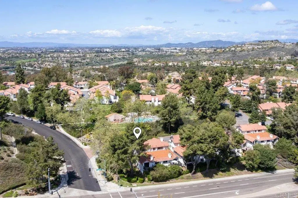 6589 Camino Capistrano, Carlsbad