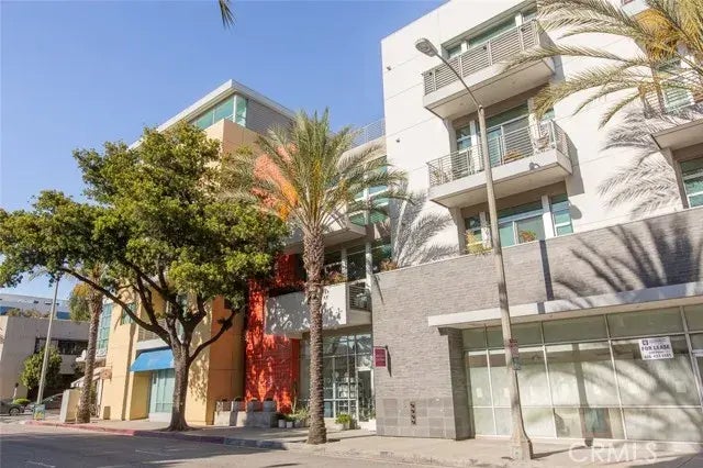 238 S Arroyo 205, Pasadena