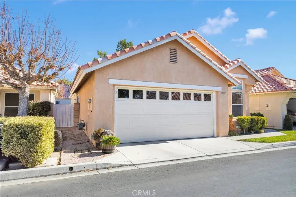 11529 Mountain Meadow Drive, Apple Valley