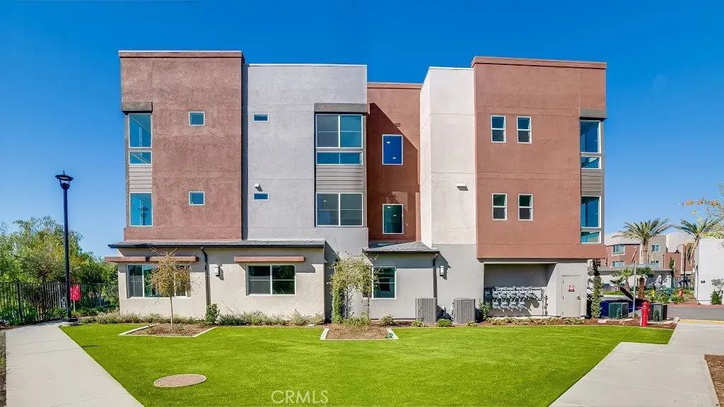 4100 E Circle Paseo 101, Ontario