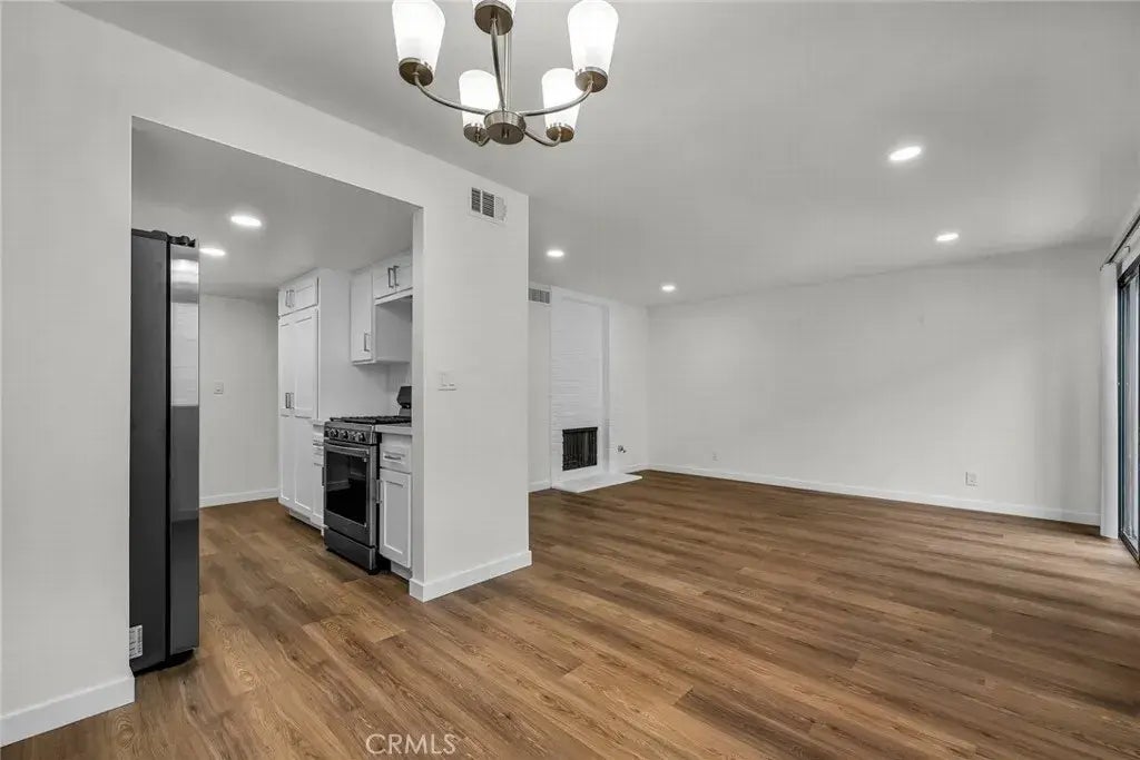 21333 Lassen Street 2k, Chatsworth