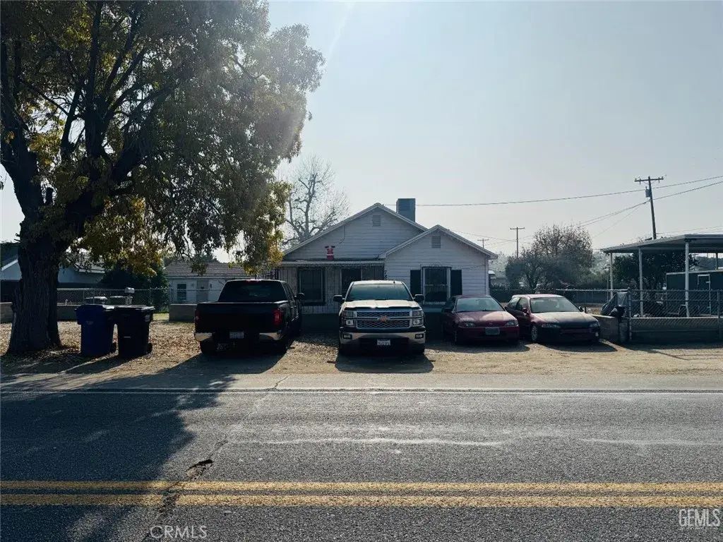 7805 Panama Road, Lamont