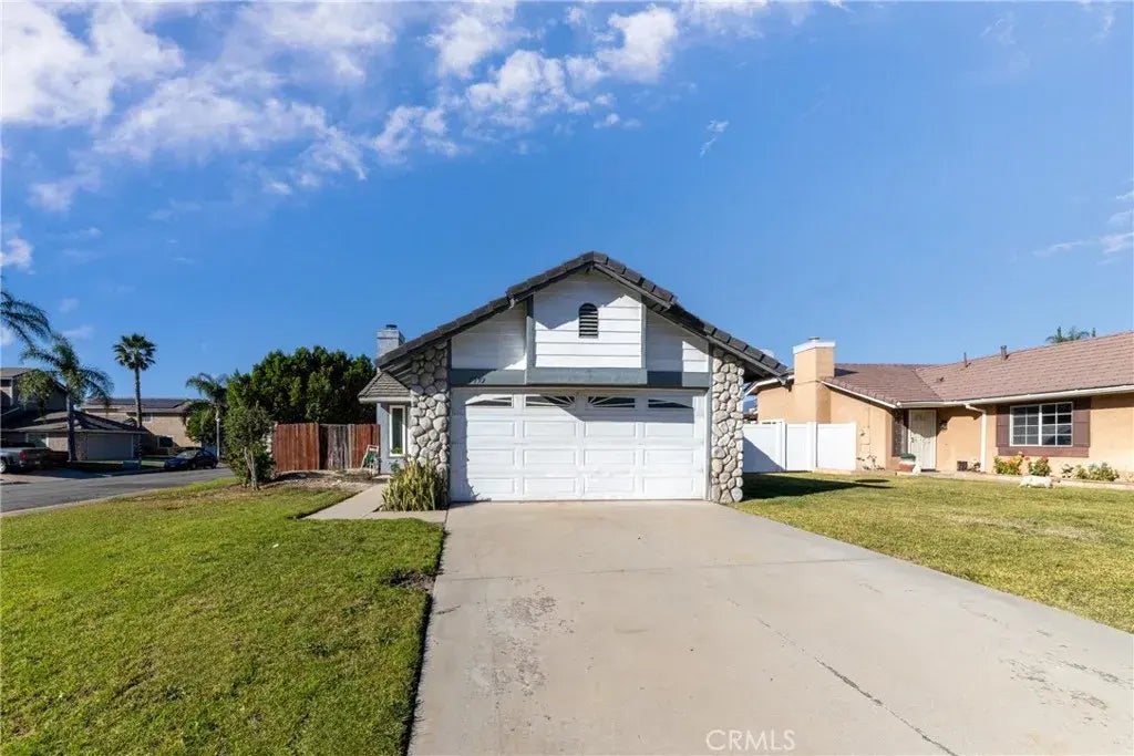 7792 Lemon Court, Fontana
