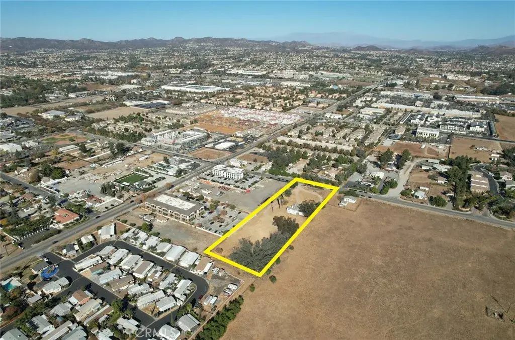 25071 Adams Avenue, Murrieta
