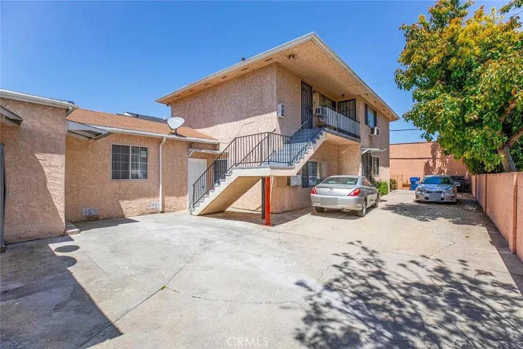 14319 Tiara Street 2, Van Nuys