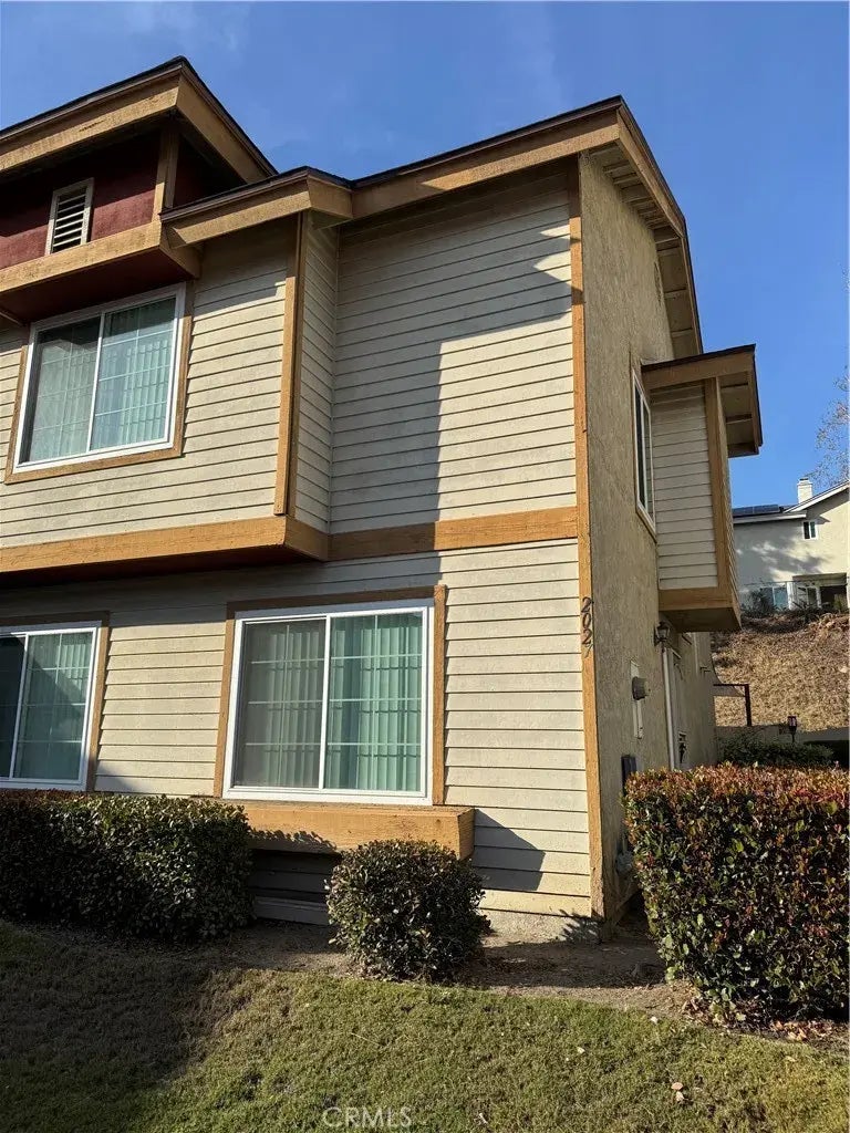 2027 Manzana Way, PARADISE HILLS