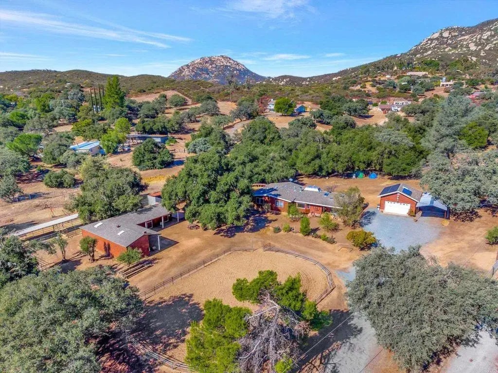 19486 Elena Lane, Jamul