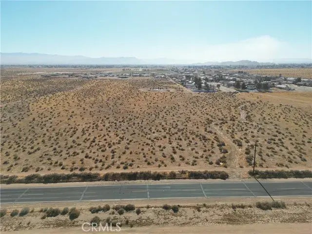 21025 Waalew, Apple Valley