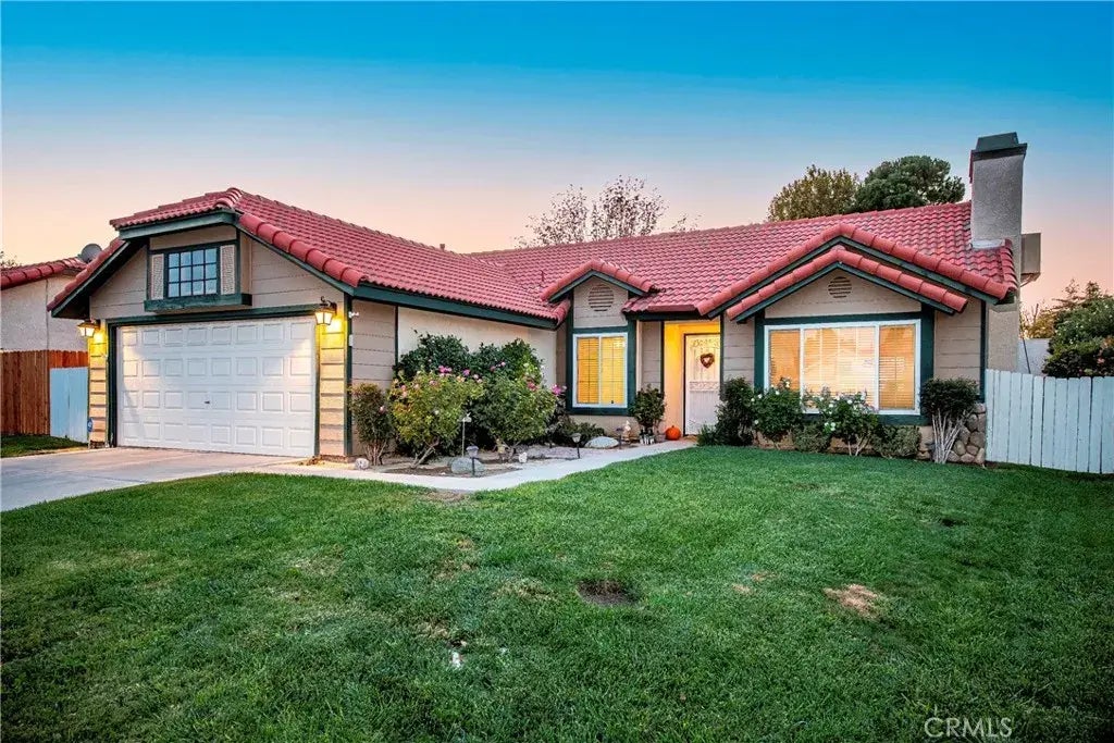 2857 College Park Drive, Lancaster