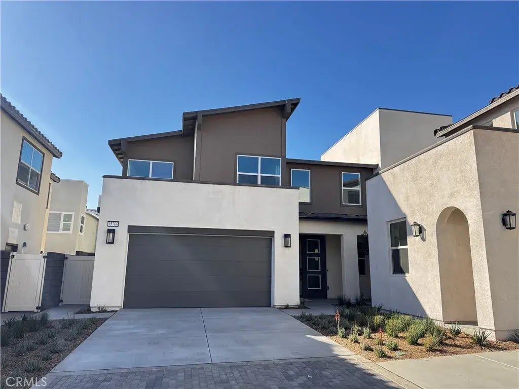 15766 Caterpillar Drive, Fontana