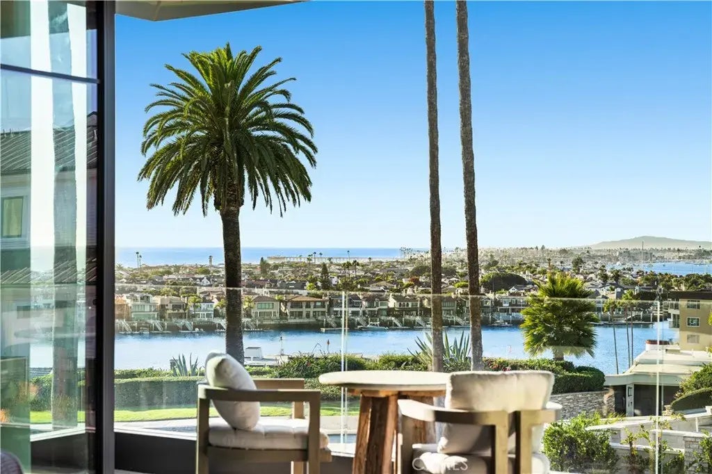 212 Goldenrod Avenue, Corona Del Mar