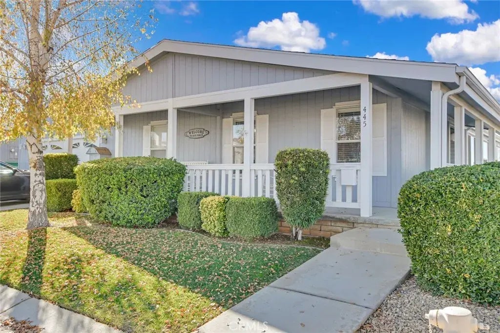 10961 Desert Lawn 445, Calimesa