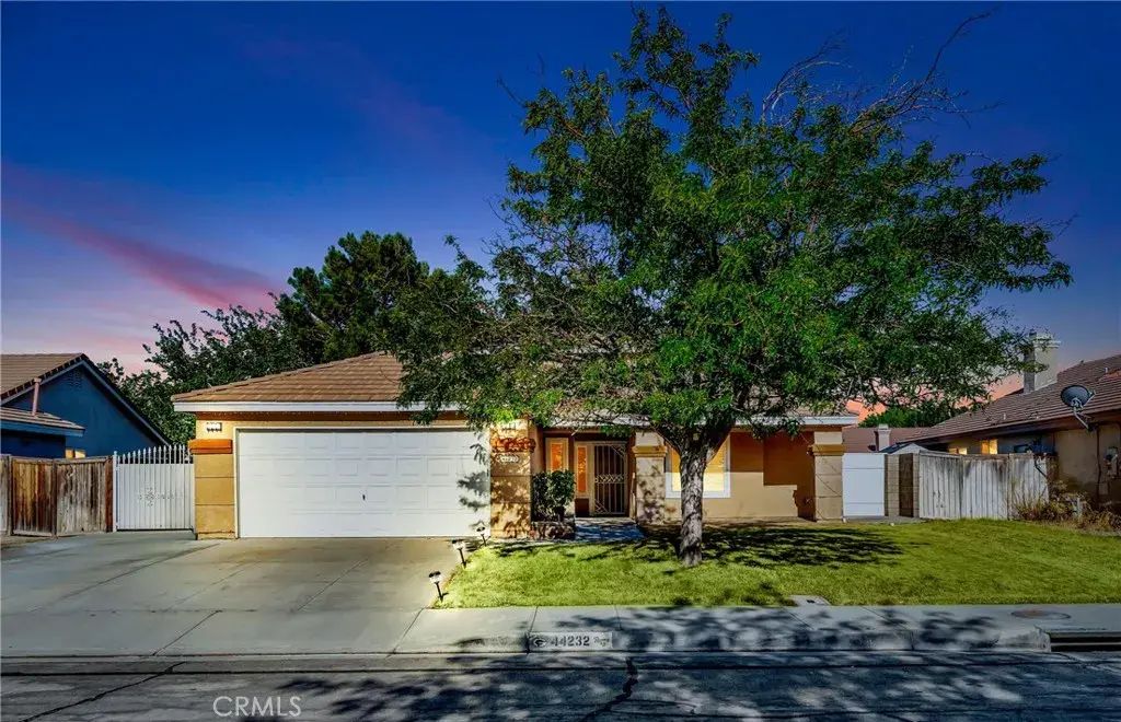 44232 62nd Street West, Lancaster