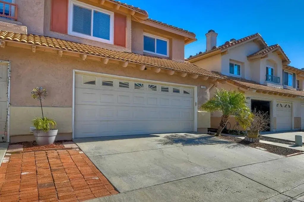 1737 Promenade Circle, Vista
