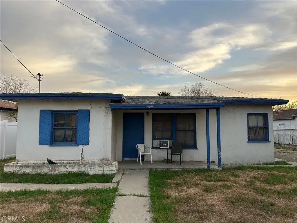 14989 Hibiscus Avenue, Fontana